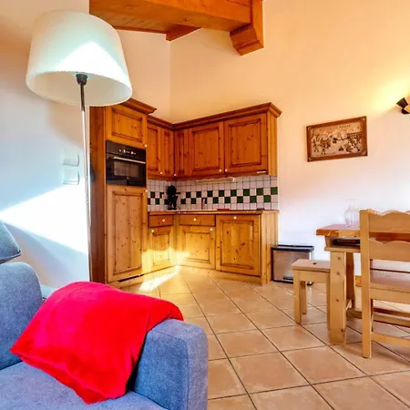 Appartement Capella 3* - 6 Pers - Piscine & Spa - Vue Montagne